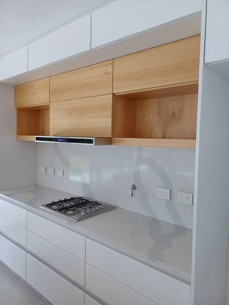 STONE QUARTZ CALACATTA SILVER